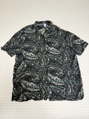 Divided Black Button-Up Shirt with Green Palm Leaf Print
